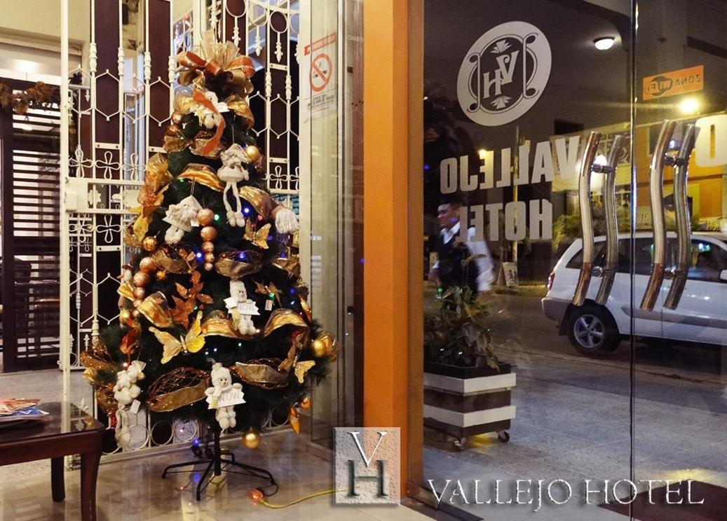 Vallejo Hotel Huaquillas 外观 照片